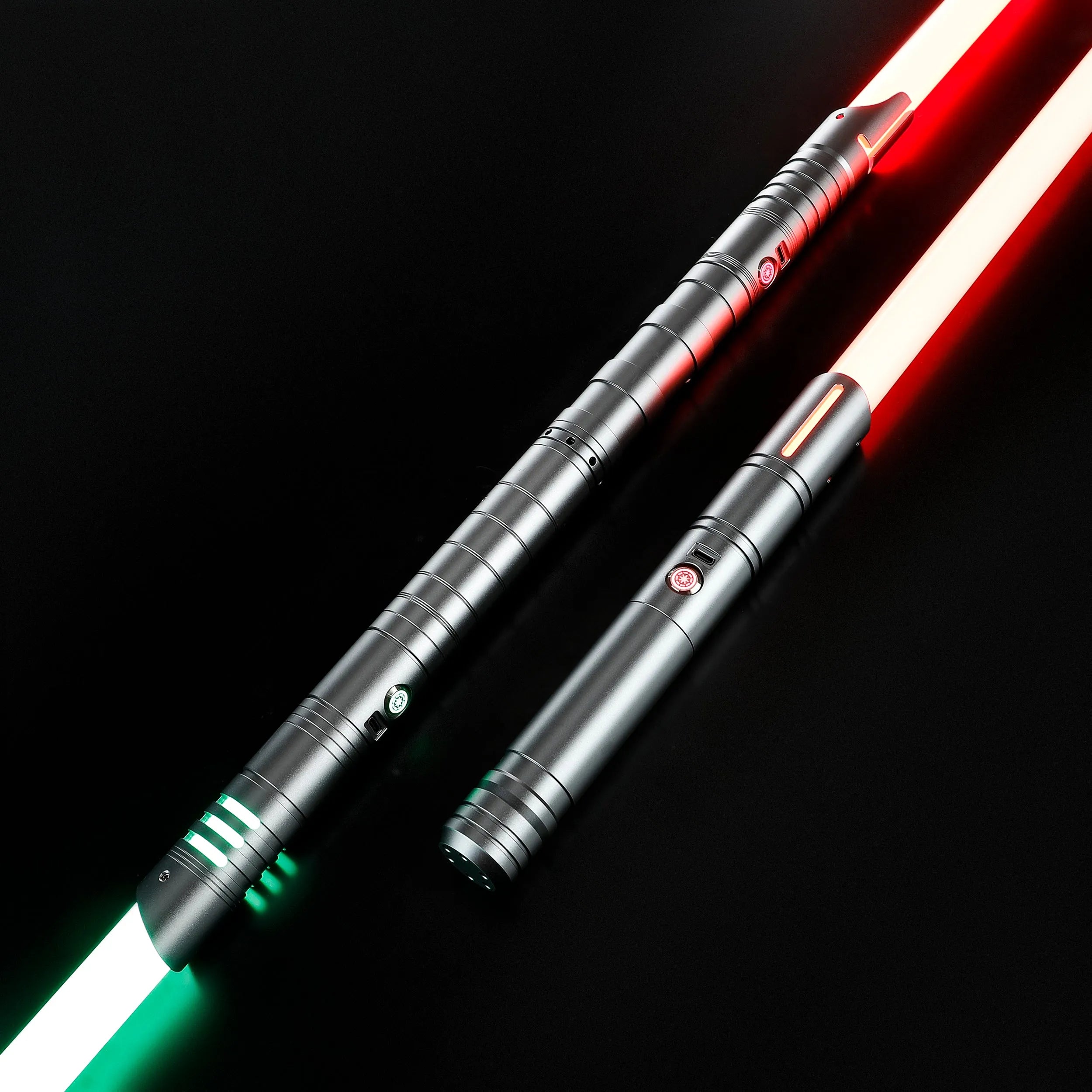 Three silver T6 aluminum alloy dueling sabers with glowing red and green blades on a black background.