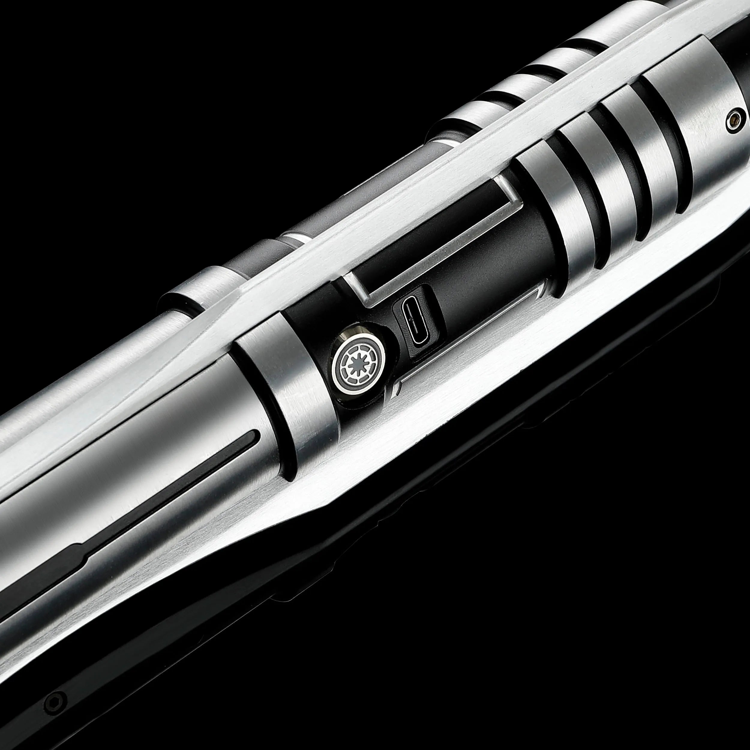 Screen-accurate Jedi Revan saber with grooved T6 Aircraft Aluminum hilt and winged accents.