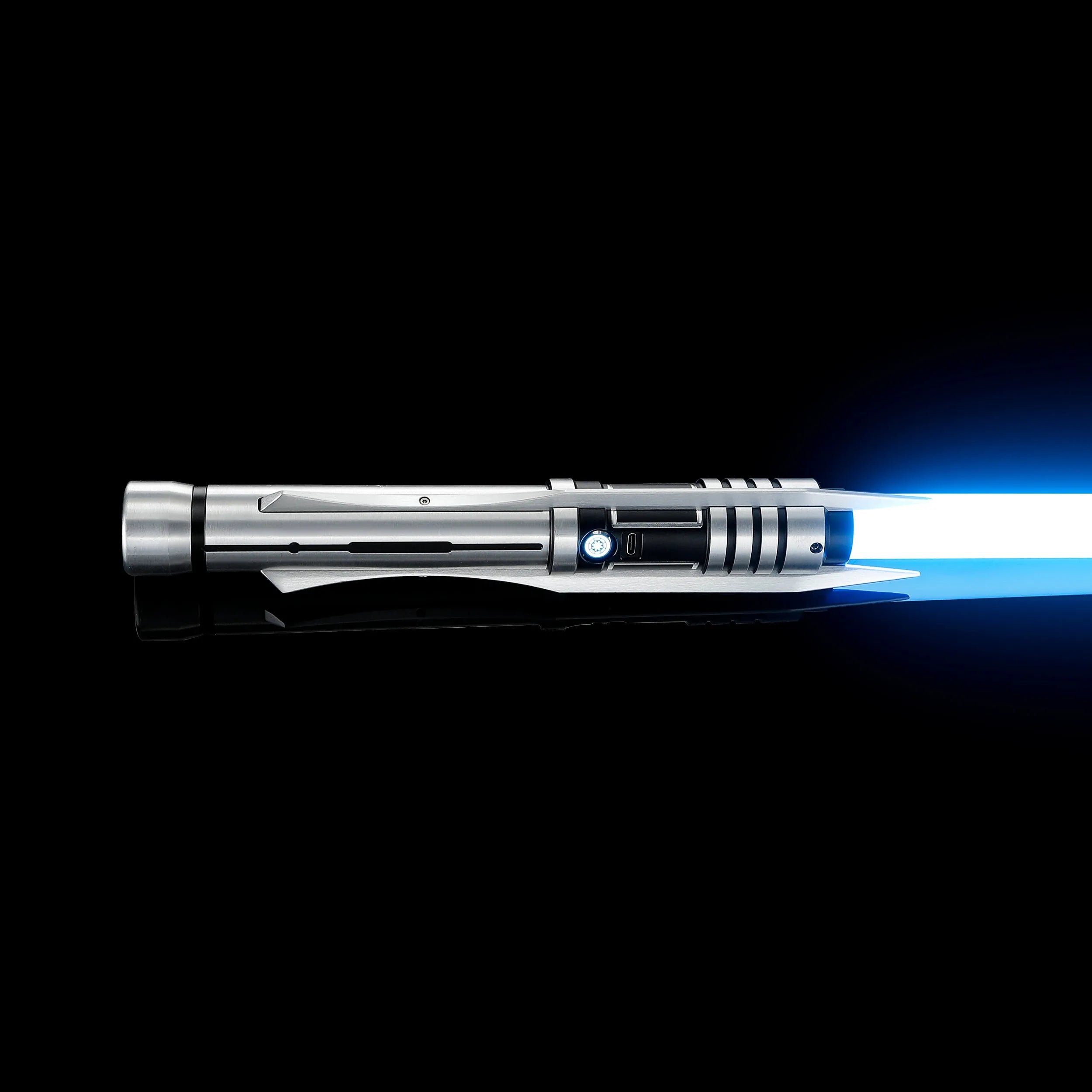 Screen-accurate Jedi Revan saber with a grooved T6 Aircraft Aluminum hilt, winged accents, and a blue blade.