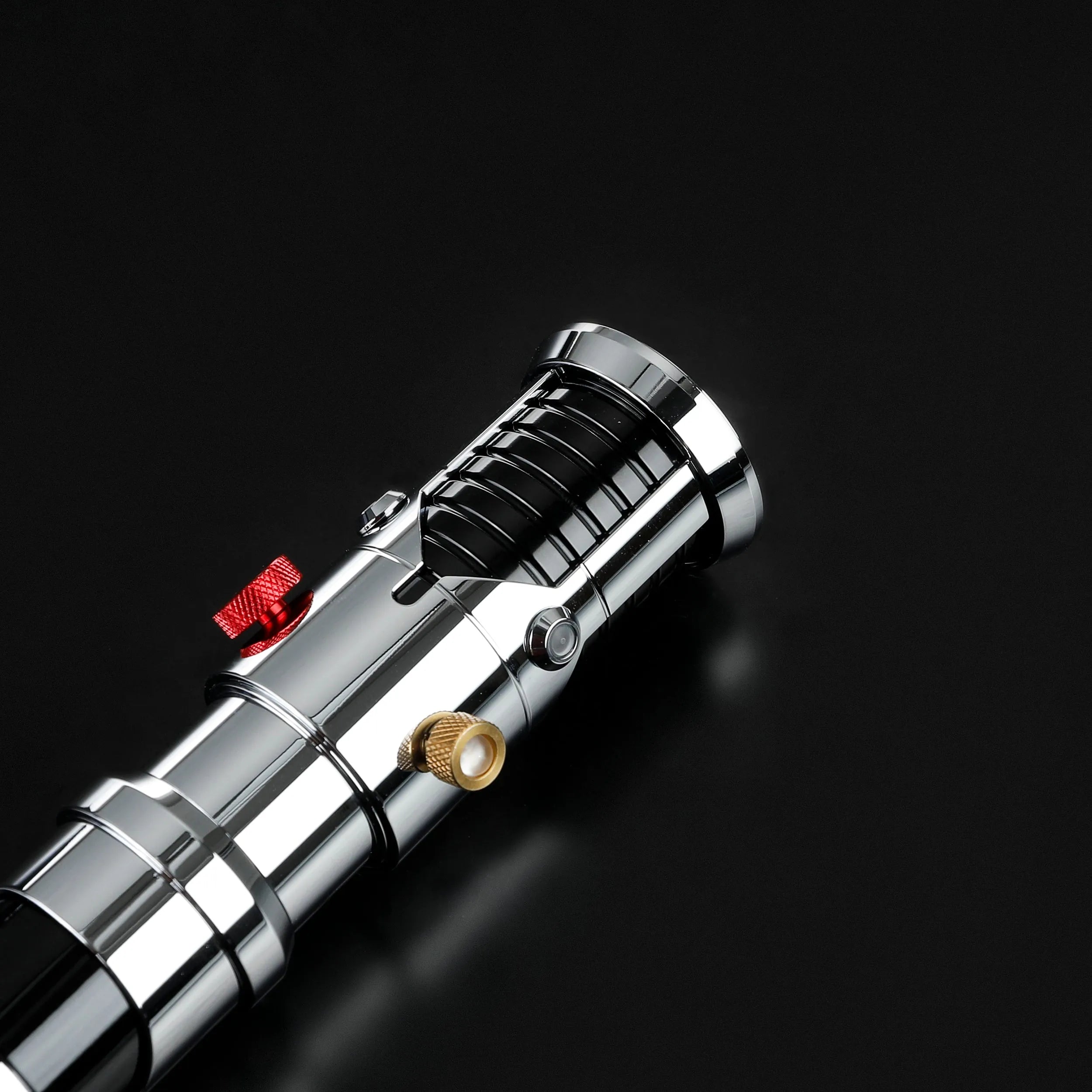 Screen-accurate Obi-Wan EP1 chrome lightsaber with grooved hilt, red and brass accents, built for dueling.